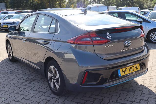 Hyundai IONIQ 1.6 GDi Comfort Navigatie, Apple Carplay, Camera, Cruise control