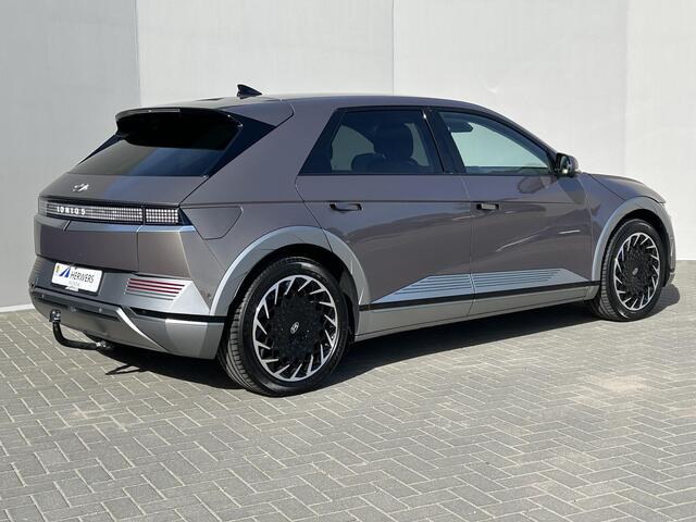 Hyundai IONIQ 5 Lounge 73kWh Automaat / Afneembare trekhaak / Trekhaak ( 1.600 kg ) / HUD / Apple carplay Android auto / Head-up Display / Stoelverwarming- en verkoeling / Bose geluidsinstallatie / Lederen bekleding /