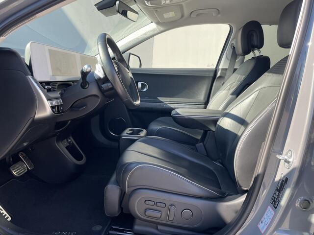 Hyundai IONIQ 5 Lounge AWD 73kWh / WLTP 451 km / Warmtepomp / CCS snelladen / 1.600 kg trekgewicht / Elektr. stoelen en klep / Stoelventilatie en verwarming / BOSE / HUD / Camera 360° /