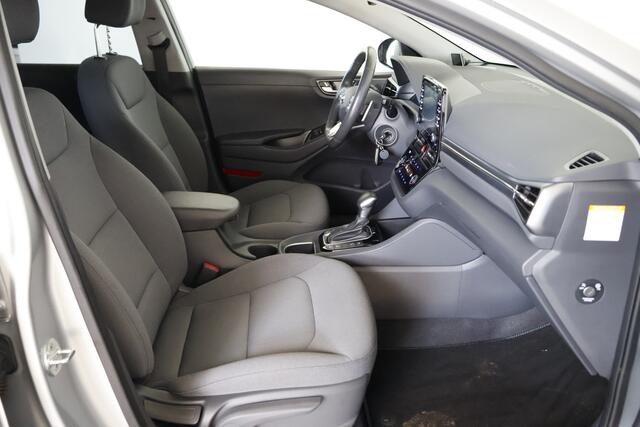 Hyundai IONIQ 1.6 GDi PHEV Comfort (Plug-in) / CarPlay / Camera / ACC / Winterpakket