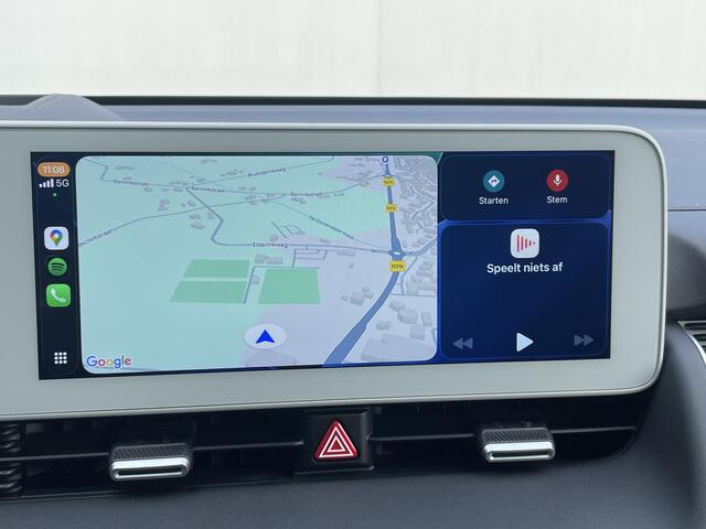 Hyundai IONIQ 5 Lounge AWD 77.4 kWh / Origineel NL Auto / Panoramadak / Camera buitenspiegels / DAB / Bose audio / HUD / Navigatie / Stuur-, voorstoel- en achterbank verwarming / Stoelventilatie
