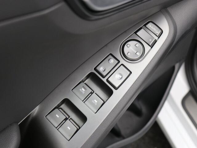 Hyundai IONIQ Premium EV 38 kWh / SoH 100% / NL Auto / 1ste Eigenaar / Dealer odnerhouden / Lederen bekleding / Navigatie / Stoel koeling & verwarming voor / Full Option /