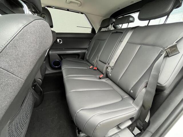 Hyundai IONIQ 5 Connect+ 58 kWh / 20 inch lichtmetalen velgen / Apple Carplay/Android Auto / Stoelverwarming / Airco /