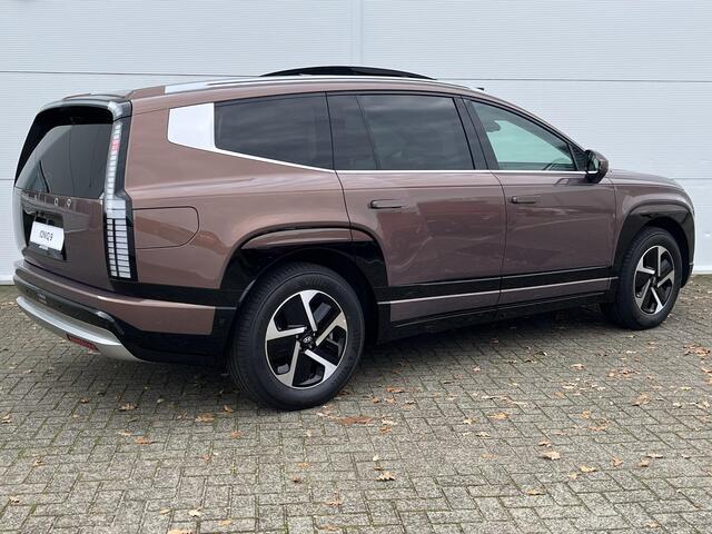 Hyundai IONIQ 9 Connect+ 7p. 110.3 kWh / Nu in de Showroom! / Stoelmassage / Stoel- & Stuurverwarming / Stoelverkoeling Voor + Achter / Schuif- & Kanteldak / 360 Camera /