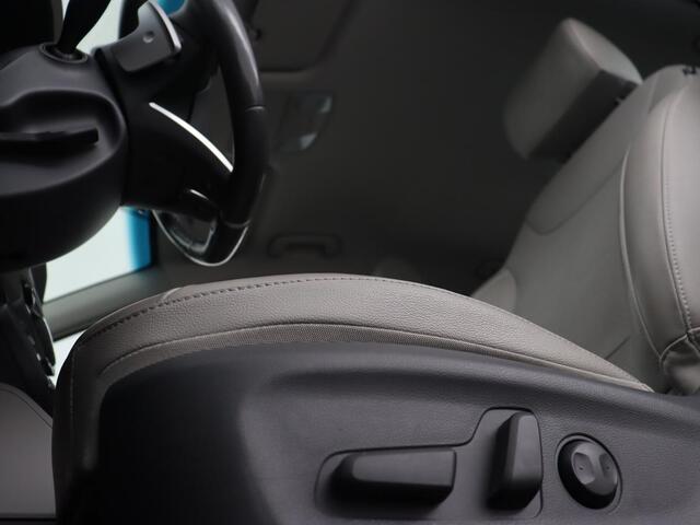 Hyundai IONIQ 1.6 GDI PHEV Premium | Stoelventilatie | Leder | Adaptive cruise | Bi-Xenon | Achterbankverwarming | Carplay | Keyless | Navigatie | Climate control | Stuurverwarming | Plug In