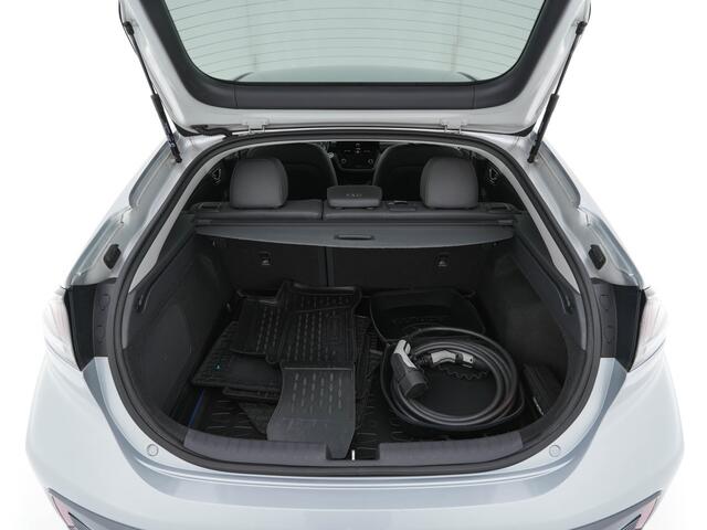 Hyundai IONIQ Premium EV 38 kWh {SOH-100%} *LUXURY-LEATHER | FULL-LED | ADAPTIVE-CRUISE | KEYLESS | NAVI-FULLMAP | DAB | CAMERA | MEMORY-PACK | DIGI-COCKPIT | HEATED/VENTILATED-COMFORTSEATS | AMBIENT-LIGHT | CCS-FASTLOADER