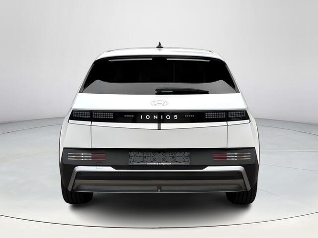 Hyundai IONIQ 5 Connect Limited 84 kWh Apple Carplay / Android Auto | Navigatie | Stoel / Stuurverwarming | Elektrische Kofferklep | Camera | LED-Verlichting | Uit voorraad Leverbaar |