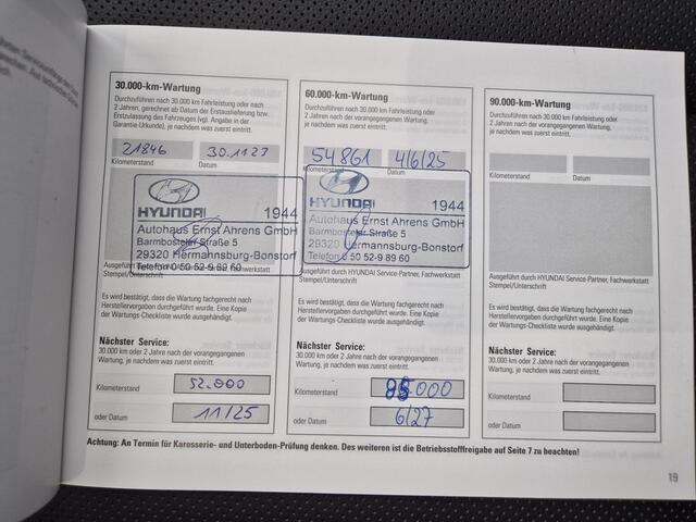 Hyundai IONIQ 5 Lounge 73kWh Automaat / Accu SOH 100% / Fabrieksgarantie tot 11-2026 / Dealer onderhouden / Trekhaak aneembaar / WLTP 451 km / CCS snelladen / Warmtepomp / Stuur-, Stoel en Achterbank verwarming / Adaptief CC /