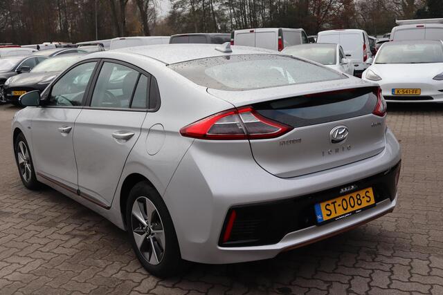 Hyundai IONIQ Comfort EV 90,2% SOH, Navigatie, Apple Carplay, Camera, Climate control, Cruise control