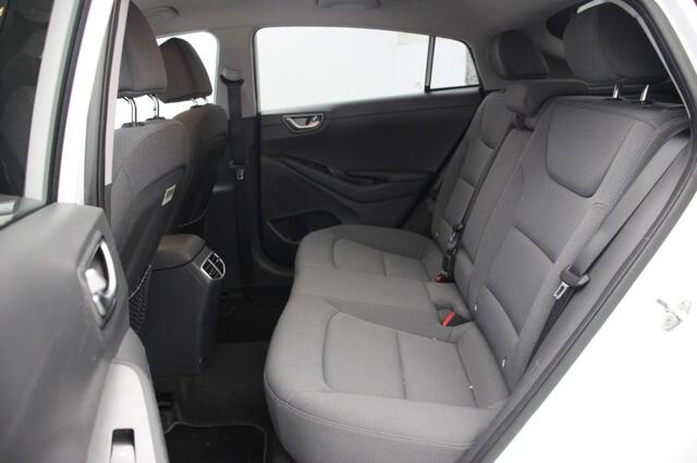 Hyundai IONIQ Comfort EV 38 kWh - Carplay, Camera, Stoelverw.