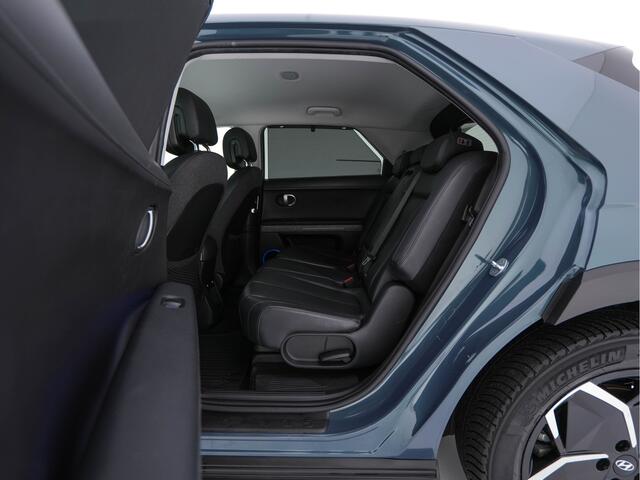 Hyundai IONIQ 5 Connect+ AWD 77.4 kWh [3-FASE] (INCL. BTW) AUT.* HEATPUMP | BOSE-AUDIO | FULL-LED | DIGI-COCKPIT | AMBIENT-LIGHT | DAB | SHIFT-PADELS | HEAT UP | NAVI-FULLMAP | KEYLESS | CAMERA | HEATED-COMFORTSEATS | ...*