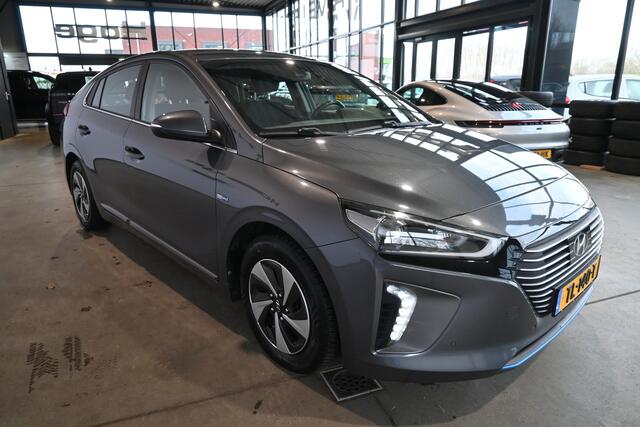 Hyundai IONIQ 1.6 GDi Comfort Clima Navigatie Cruise Control LED Carplay Inruil Mogelijk!