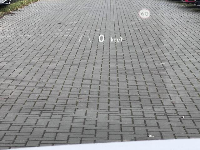 Hyundai IONIQ 5 Lounge 73kWh Automaat / Fabrieksgarantie tot 10-2026 / 8 jaar Batterijgarantie / Accu SoH 99% / WLTP 451 km / CCS snelladen / Warmtepomp / Leder / HUD / Camera 360° / BOSE / Elektrische stoelen en klep / Stoelventilatie / Stuur-, stoel- en achterbankve