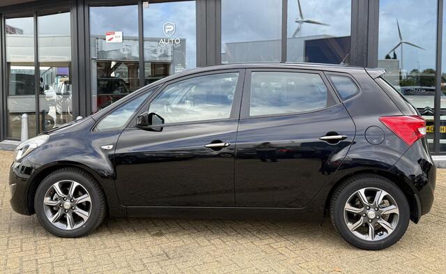 Hyundai IX20 1.6i Premium 125PK | AUTOMAAT | Stoel & Stuur Verwarming | Achteruitrijcamera | Navigatie | Lichtmetalen Velgen |