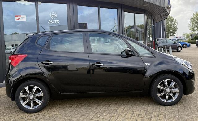 Hyundai IX20 1.6i Premium 125PK | AUTOMAAT | Stoel & Stuur Verwarming | Achteruitrijcamera | Navigatie | Lichtmetalen Velgen |