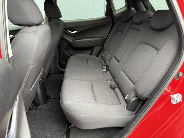 Hyundai IX20 1.6i Go! / Automaat / Trekhaak / Dealer Onderhouden / Navigatie / Achteruitrij Camera / Parkeersensoren Achter /