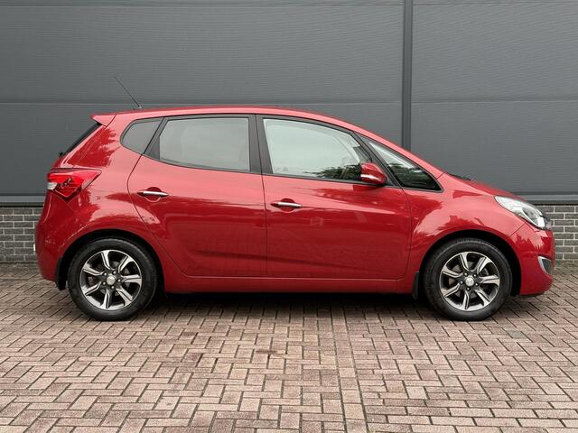 Hyundai IX20 1.6i Go! / Automaat / Trekhaak / Dealer Onderhouden / Navigatie / Achteruitrij Camera / Parkeersensoren Achter /