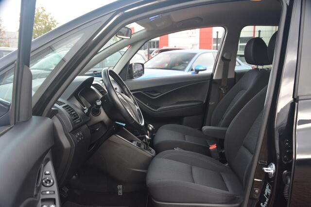 Hyundai IX20 1.4i Go! | Navigatie | Camera | Airco | Elek.ramen | NL auto!! |