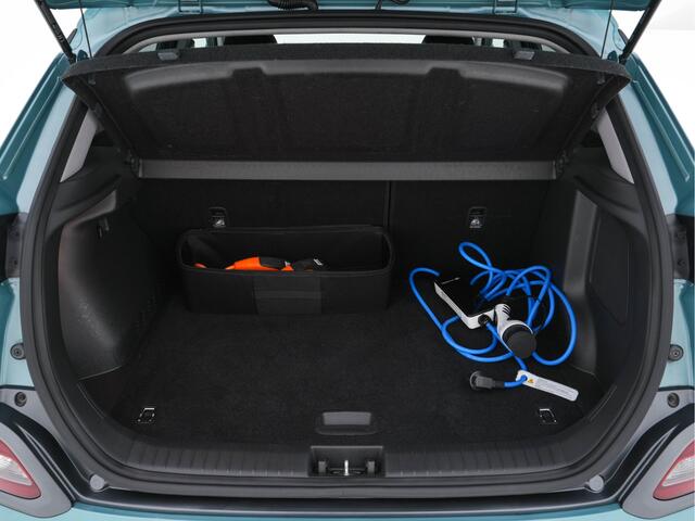 Hyundai Kona EV Comfort 39 kWh (INCL-BTW) *HEAT-PUMP | NAVI-FULLMAP | KEYLESS | KRELL-AUDIO | CAMERA | DAB | ECC | PDC | ADAPTIVE-CRUISE | LANE-ASSIST | COMFORT-SEATS | 17"ALU*