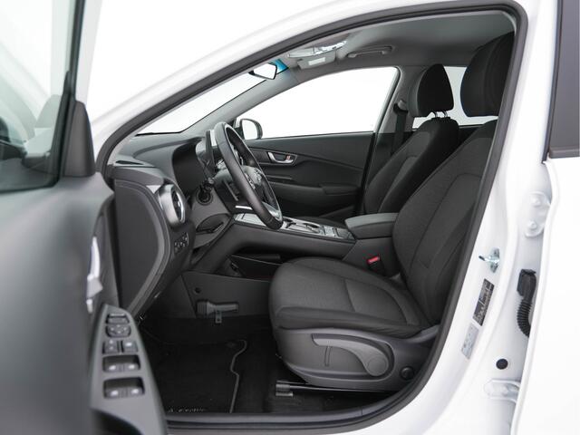 Hyundai Kona EV Fashion 39 kWh [ 3-Fase ] Aut. *HEAT-PUMP | NAVI-FULLMAP | VIRTUAL-COCKPIT | FULL-LED | KRELL-AUDIO | LANE-ASSIST | KEYLESS | CAMERA | HEAD-UP | SHIFT-PADDLES | DAB | ADAPT.CRUISE | COMFORT-SEATS | 17 "ALU*
