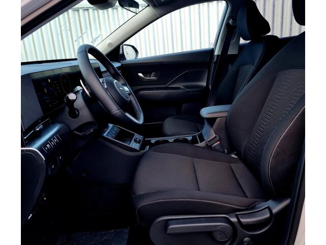 Hyundai Kona 1.6 GDI HEV Comfort Smart / ¤1500,- Voordeel / Rijklaarprijs / Direct Leverbaar