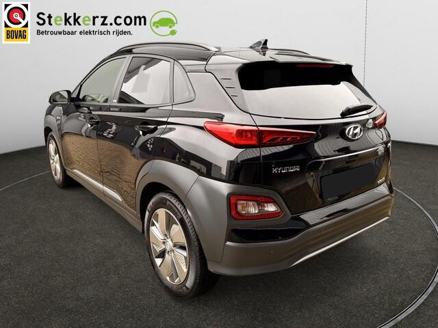 Hyundai Kona EV Premium 64 kWh SOH 99%, Stoelverwarming