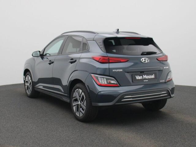 Hyundai Kona EV Fashion 39 kWh | Lichtmetalen velgen | LED | Parkeersensoren | Navi | Camera | Clima