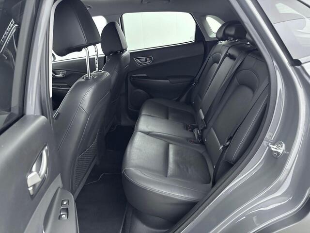 Hyundai Kona EV Premium 64 kWh Navigatie | Climate Controle | electrische verstelbare stoelen met verwarmt en koeling |