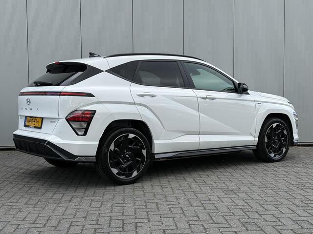 Hyundai Kona Electric N Line Edition 65.4 kWh / Climate Control / Adaptive Cruise Control / Stoel- & Stuurverwarming / Achteruitrijcamera / Parkeersensoren Voor + Achter /