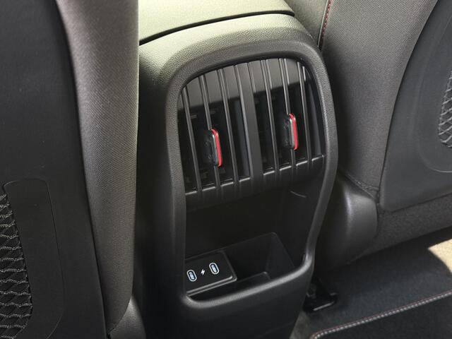 Hyundai Kona Electric N Line Edition 65.4 kWh / Climate Control / Adaptive Cruise Control / Stoel- & Stuurverwarming / Achteruitrijcamera / Parkeersensoren Voor + Achter /