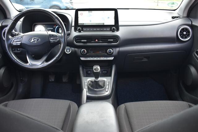 Hyundai Kona 1.0 T-GDI Premium Pack | Stuur/Stoelverwarming | Trekhaak | Navigatie | 100% Hyundai Onderhouden | 12 mnd BOVAG garantie Whatsapp 06-53188999