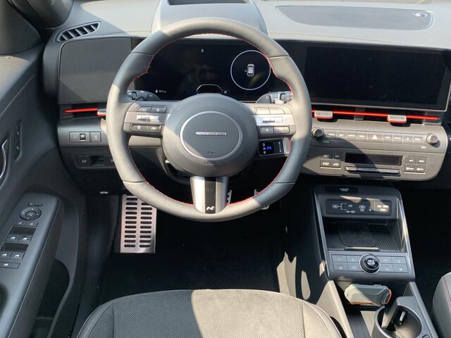 Hyundai Kona Electric N Line 65.4 kWh Volledig Elektrisch met Navigatie, Lederen bekleding en Stoelverwarming Uit voorraad leverbaar!