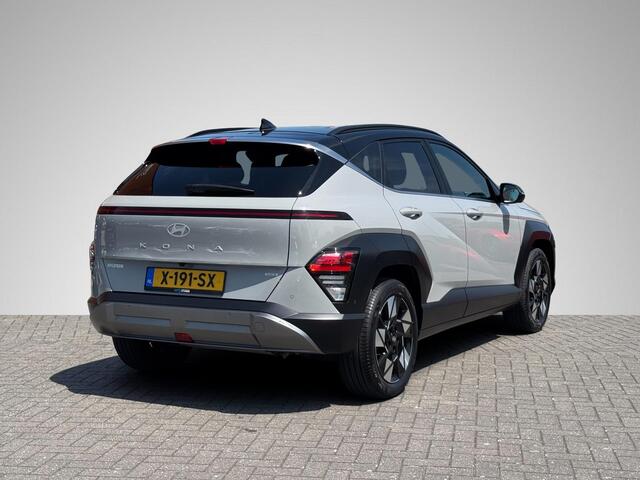 Hyundai Kona 1.6 GDI HEV Premium | Two-Tone Lakkleur | Stoelverwarming + -Ventilatie | 360° Camera | Leder | Navigatie | Apple Carplay/Android Auto | Geheugenstoel | Rijklaarprijs!