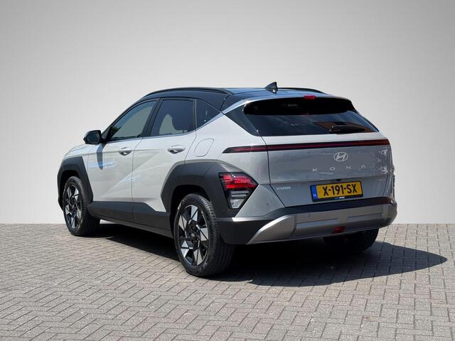 Hyundai Kona 1.6 GDI HEV Premium | Two-Tone Lakkleur | Stoelverwarming + -Ventilatie | 360° Camera | Leder | Navigatie | Apple Carplay/Android Auto | Geheugenstoel | Rijklaarprijs!