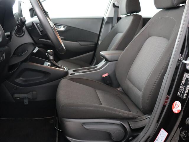 Hyundai Kona 1.6 GDI HEV Comfort Smart (Trekhaak afn. / NL-Auto / Krell Audio / Camera / Navi / Carplay)