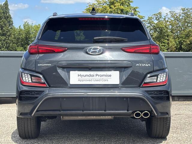 Hyundai Kona 1.0 T-GDI 120 PK N Line | Ingebouwde navigatiesysteem | Keyless entry | Camera 18'' | 2-Tone lmv |