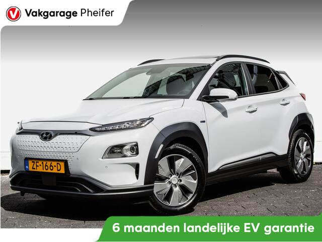 Hyundai Kona EV Premium 64 kWh Schuifdak/ Leer/ Stuur-stoelverwarming/ Carplay/ Camera/ Navigatie/ Full led