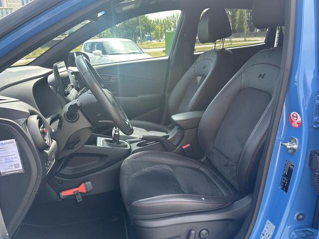 Hyundai Kona 1.0 T-GDI N Line | Navigatie Full-Map | Stoelverwarming + Ventilatie | Digitaal Instrumentenpaneel | Apple Carplay/Android Auto | Leder/Alcantara | LED Koplampen | Rijklaarprijs!