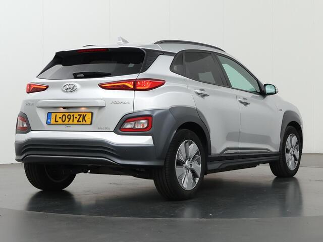 Hyundai Kona EV Fashion 64 kWh | Schuif/Kanteldak | Warmtepomp | Parkeercamera | Krell Audio | Cruise Control Adaptief | Parkeercamera |
