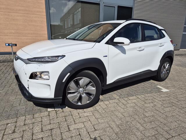 Hyundai Kona EV Comfort 64 kWh 150kw 45.000km EXPORT PRIJS