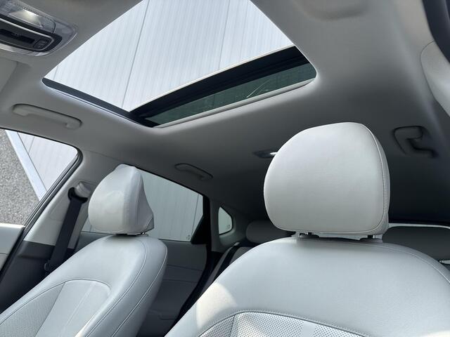 Hyundai Kona 1.6 GDI HEV Premium Sky