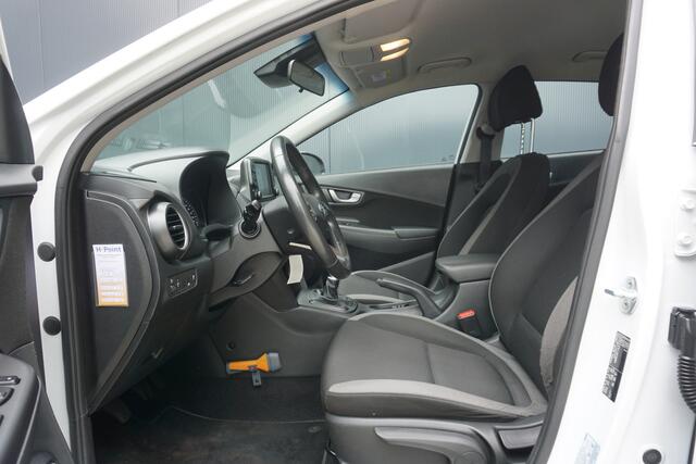 Hyundai Kona 1.0T Essence | Origineel NL | Camera | Krell Sound | Trekhaak | Cruise Control | Navigatie |