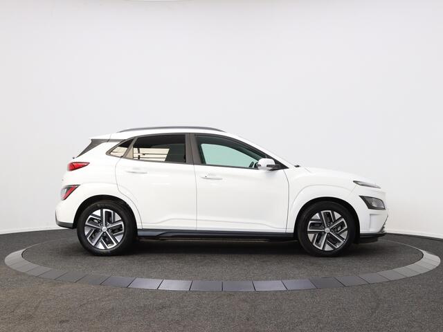 Hyundai Kona EV Fashion 64 kWh | Private Lease 429,- p.m. |