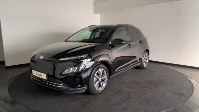 Hyundai Kona Electric Comfort Smart 64.8 kWh | Warmtepomp | Head-up display | Trekhaak | Voorzetels en stuur verwarmbaar