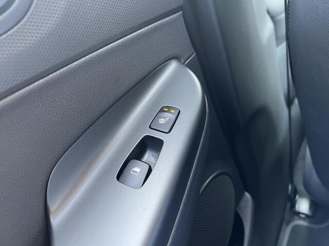 Hyundai Kona EV Premium Sky 64 kWh / Duurste uitvoering !! / Lage Kilometerstand / BTW-auto /