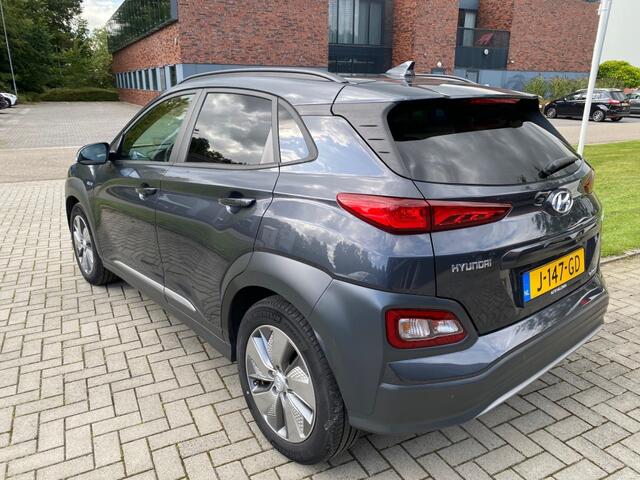 Hyundai Kona EV FASHION 64 KWH