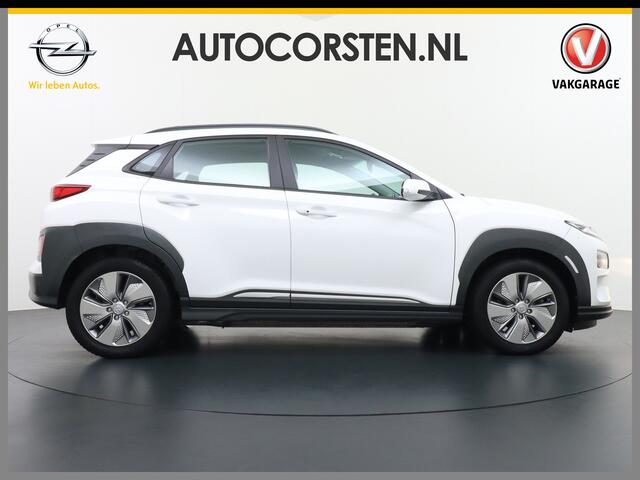 Hyundai Kona EV Comfort 64kWh Warmtepomp Navi Ecc Camera Adaptieve Cruise Control Pdc DAB Apple Carplay Android Auto Led Premium Krell® Audio Keyless Resterende garantie op de hoogspanning accu 4 jaar of tot 160.000km