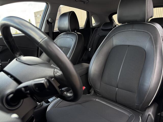 Hyundai Kona 1.6 GDI HEV Fashion Design Sky | Stoel/stuur verwarming | Sport stuurwiel | Airco | Navigatie | Parkeer sensoren |