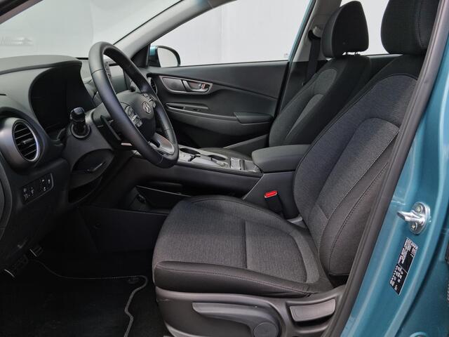Hyundai Kona EV Comfort 39 kWh Automaat / Actieradius 305km WLTP / Android Auto/Apple Carplay / Navigatie via Android/Apple / Cruise Control / Climate Control / Camera / DAB / Lane Assist