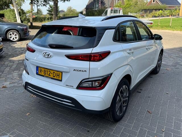 Hyundai Kona EV Comfort 39 kWh fase 3 ecc,lmv,navi,cruise,warmtepomp